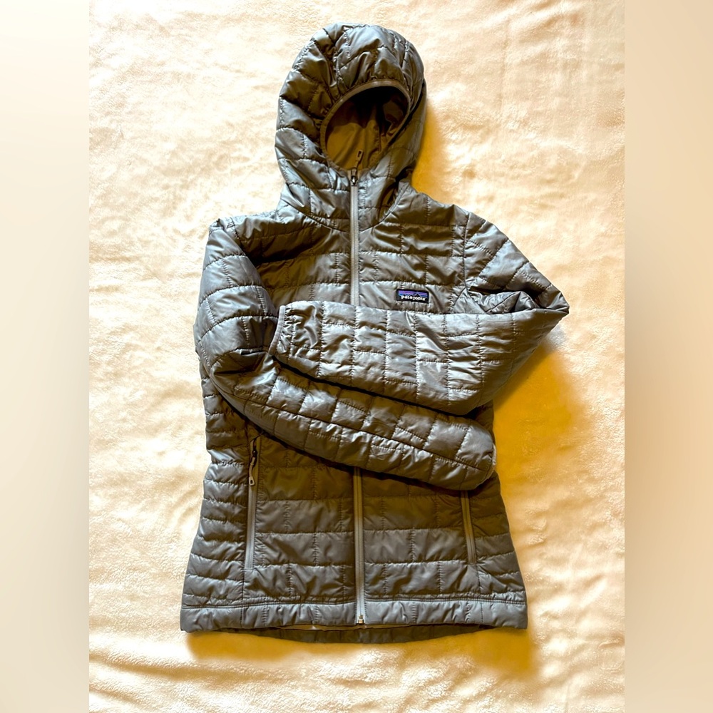 Patagonia women’s Micro Puff hoody jacket